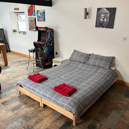 The Dog House Daire Birkenhead Dış mekan fotoğraf